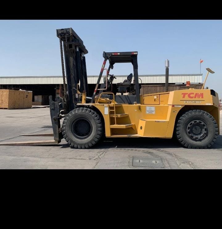 للايجار رافعات شوكيه وسيزر لفت ومارلفت وكرينات وجي سي بي بجميع الأحجام والموديلات الحديثة في جميع مناطق السعودية